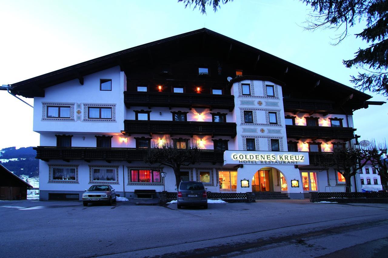 Hotel Goldenes Kreuz タンハイム エクステリア 写真