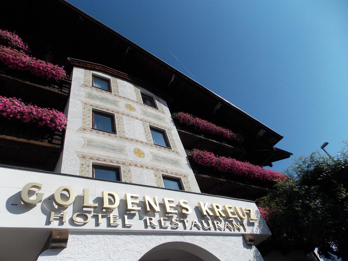 Hotel Goldenes Kreuz タンハイム エクステリア 写真